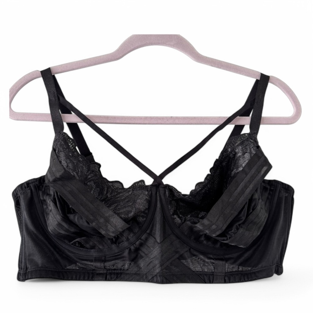 Torrid Striped Mesh Elastic Longline Cutout Black Bra Size 2X